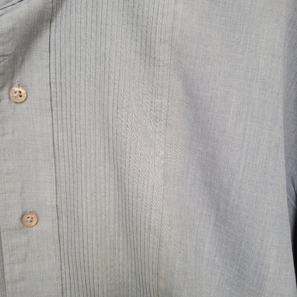 Classix men's tuxedo style longsleeve button down dress shirt Size Medium 32/33 - Picture 5 of 8